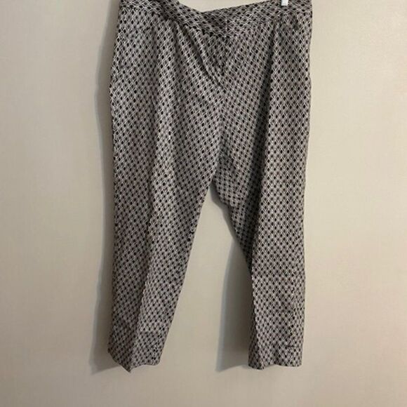 Laundry by Shelli Segal crop Geometric Black, White print pants, size 14 - Picture 1 of 3